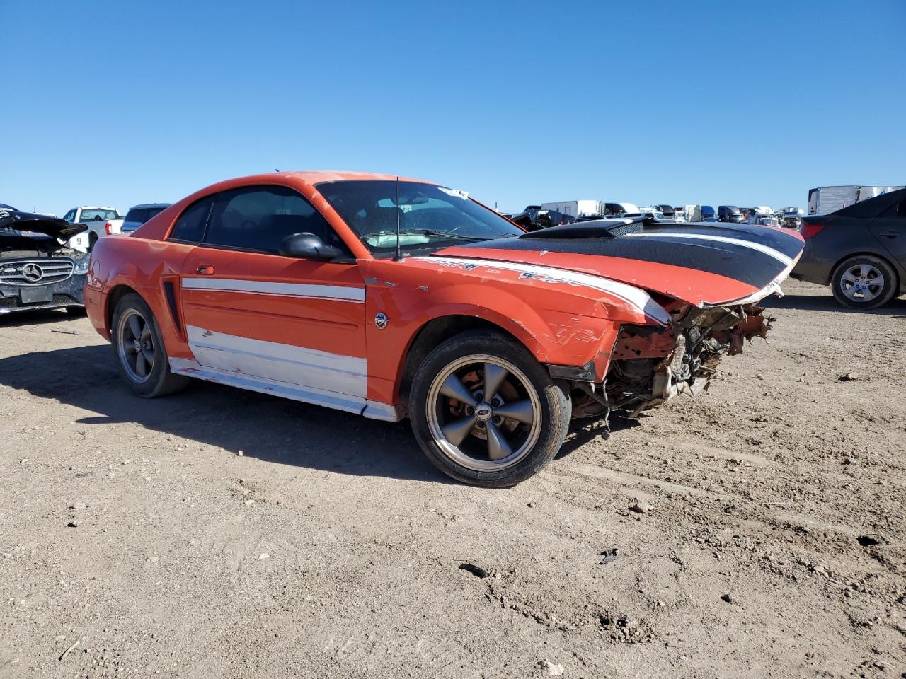 2004 Ford Mustang VIN 1FAFP40614F142044 Copart auction photo, front end / minor dent/scratches damage thumbnail 4