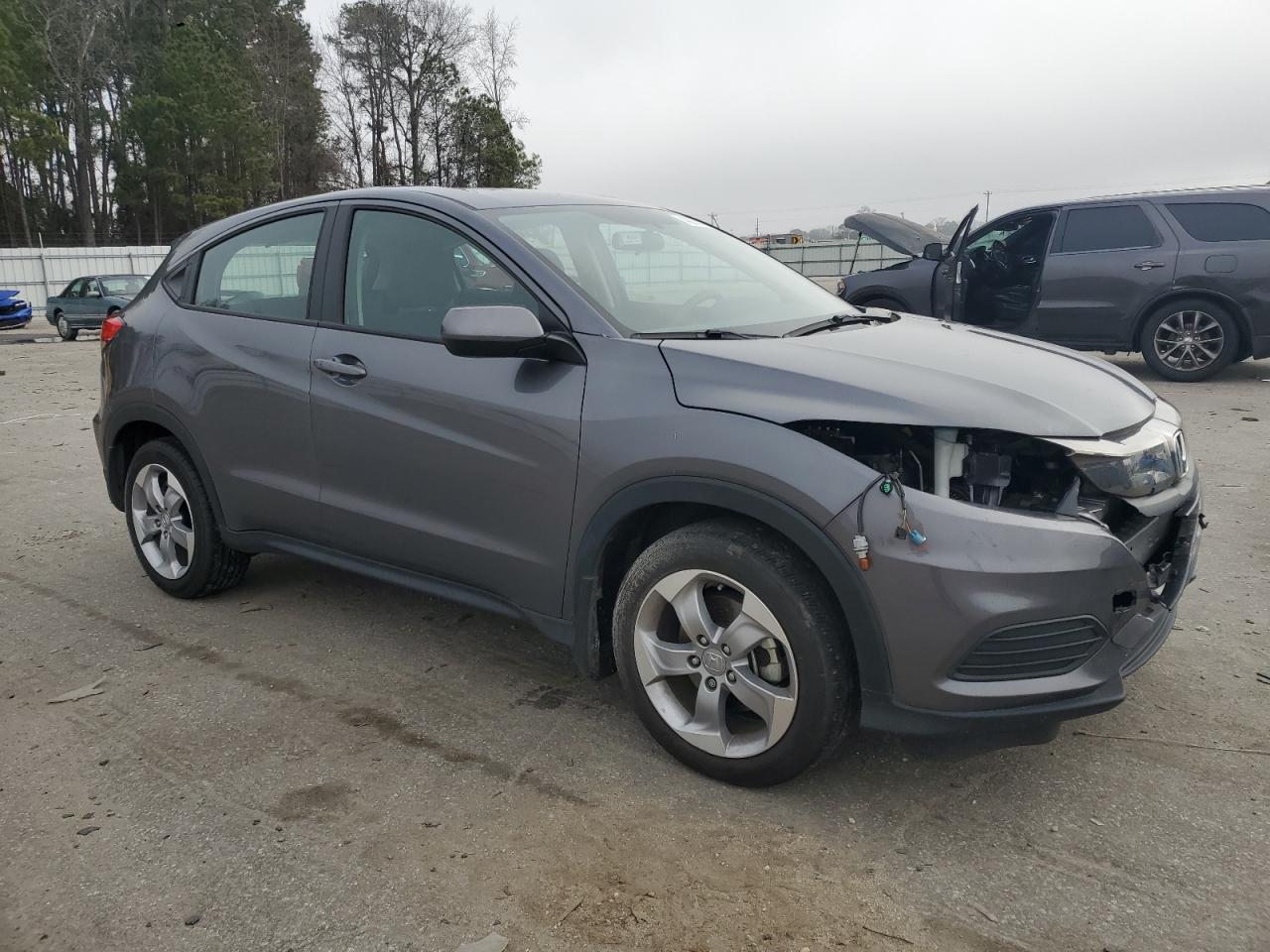 2022 Honda HR-V VIN 3CZRU6H3XNM768578 Copart auction photo, front end / rear end damage thumbnail 4