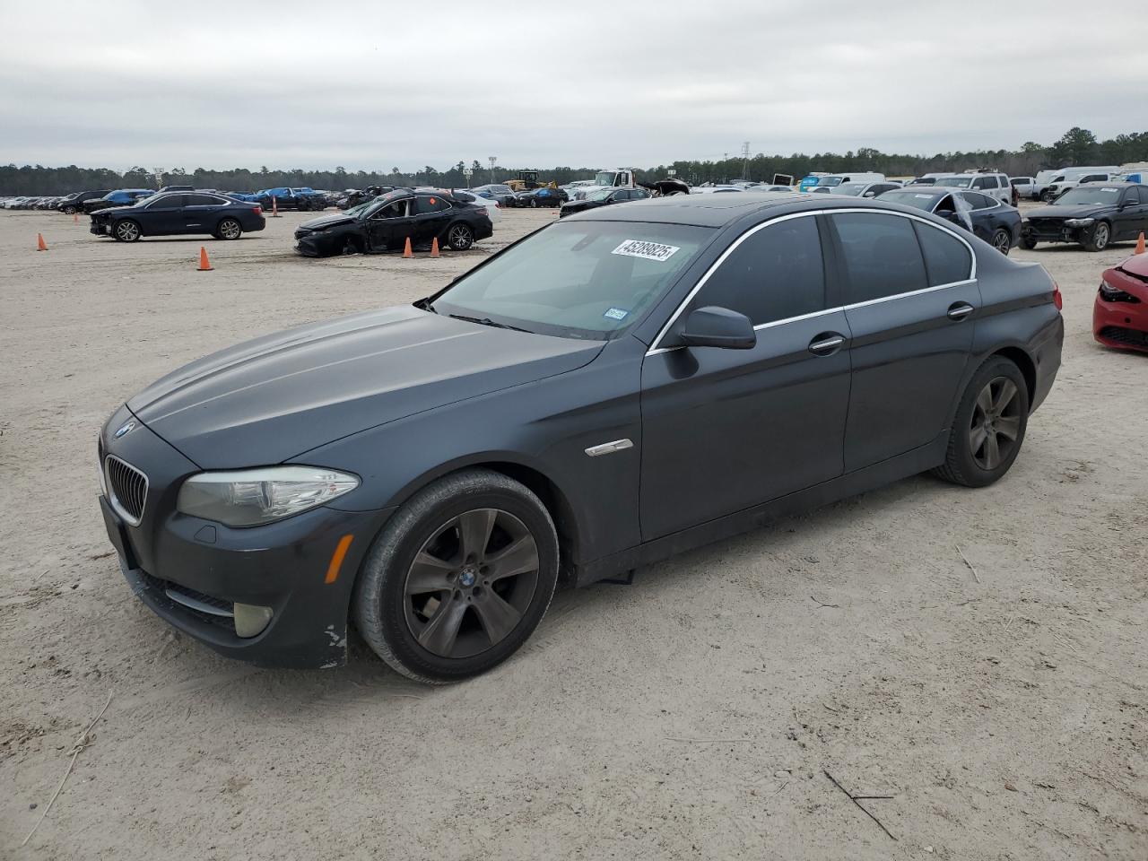 2011 BMW 5er VIN WBAFR1C55BC748660
