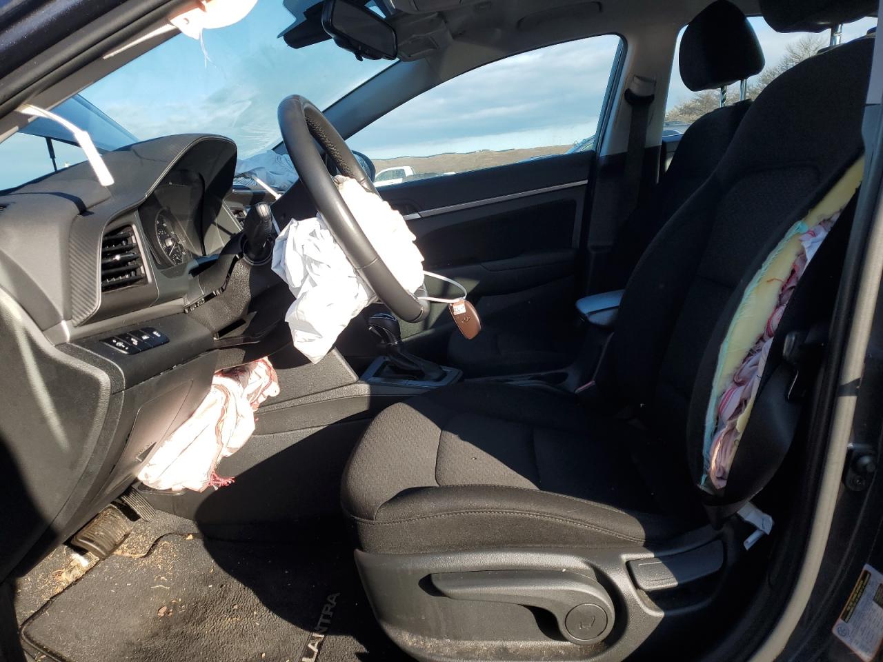 2020 Hyundai Elantra VIN 5NPD84LF1LH615942 Copart auction photo, side / front end damage thumbnail 7