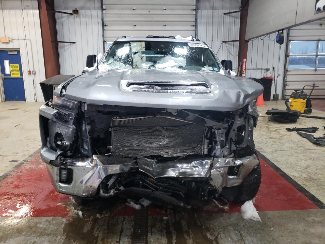 2024 Chevrolet Silverado VIN 2GC4YNE78R1104041 Copart auction photo, front end damage thumbnail 2
