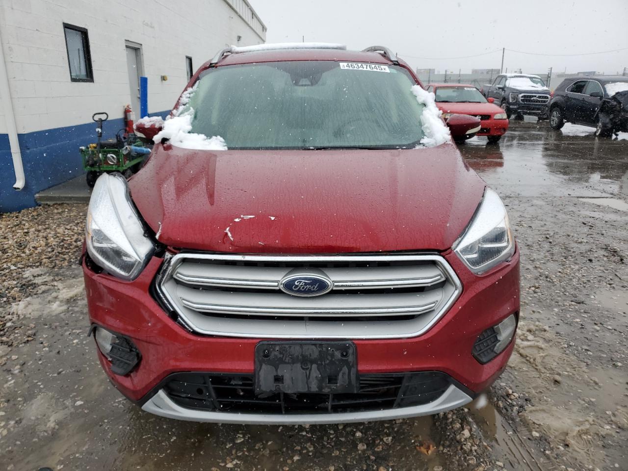 2019 Ford Escape VIN 1FMCU9J90KUA35146 Copart auction photo, front end / side damage thumbnail 5