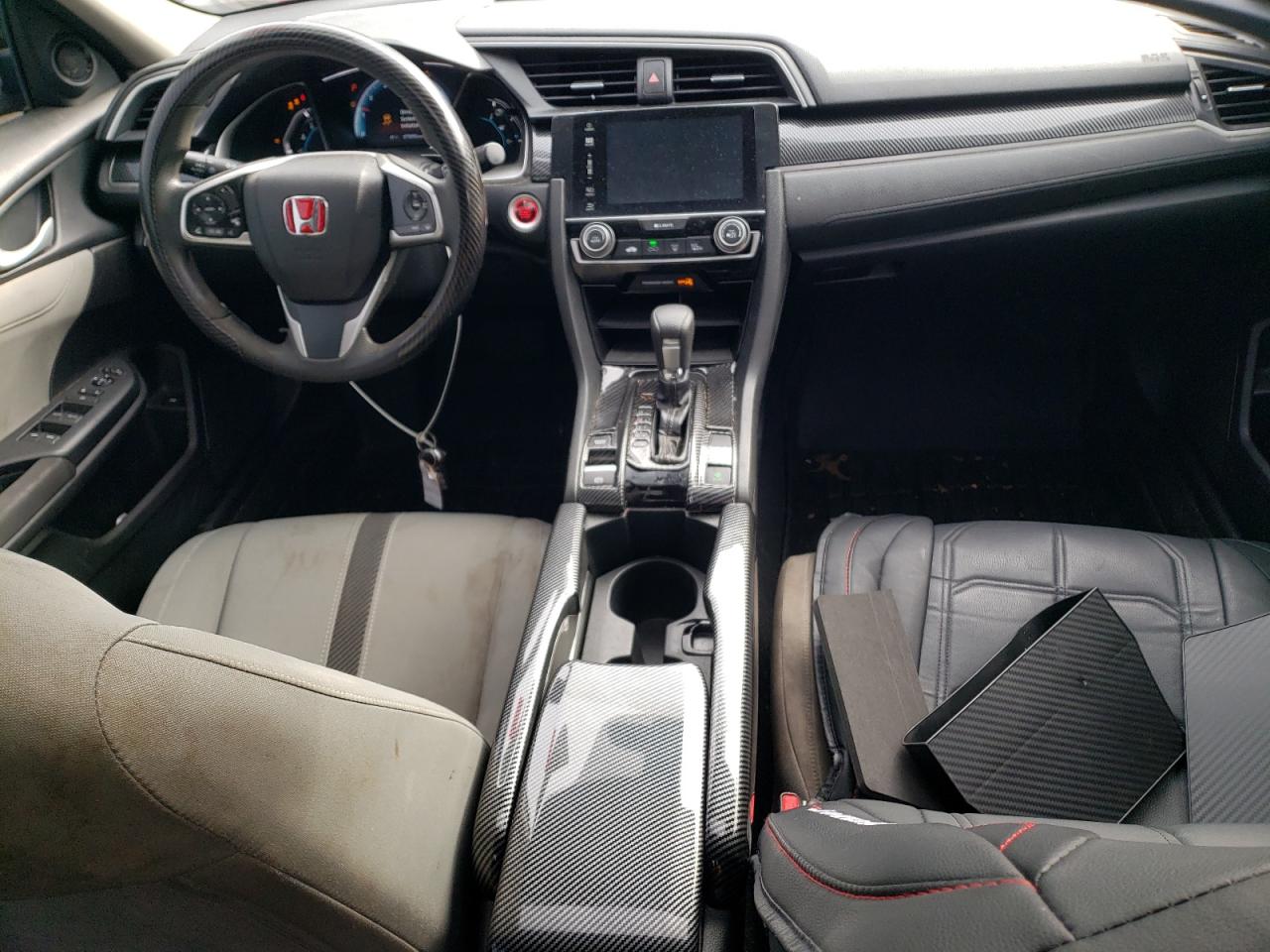 2017 Honda Civic VIN 19XFC2F8XHE210084 Copart auction photo, side / minor dent/scratches damage thumbnail 8