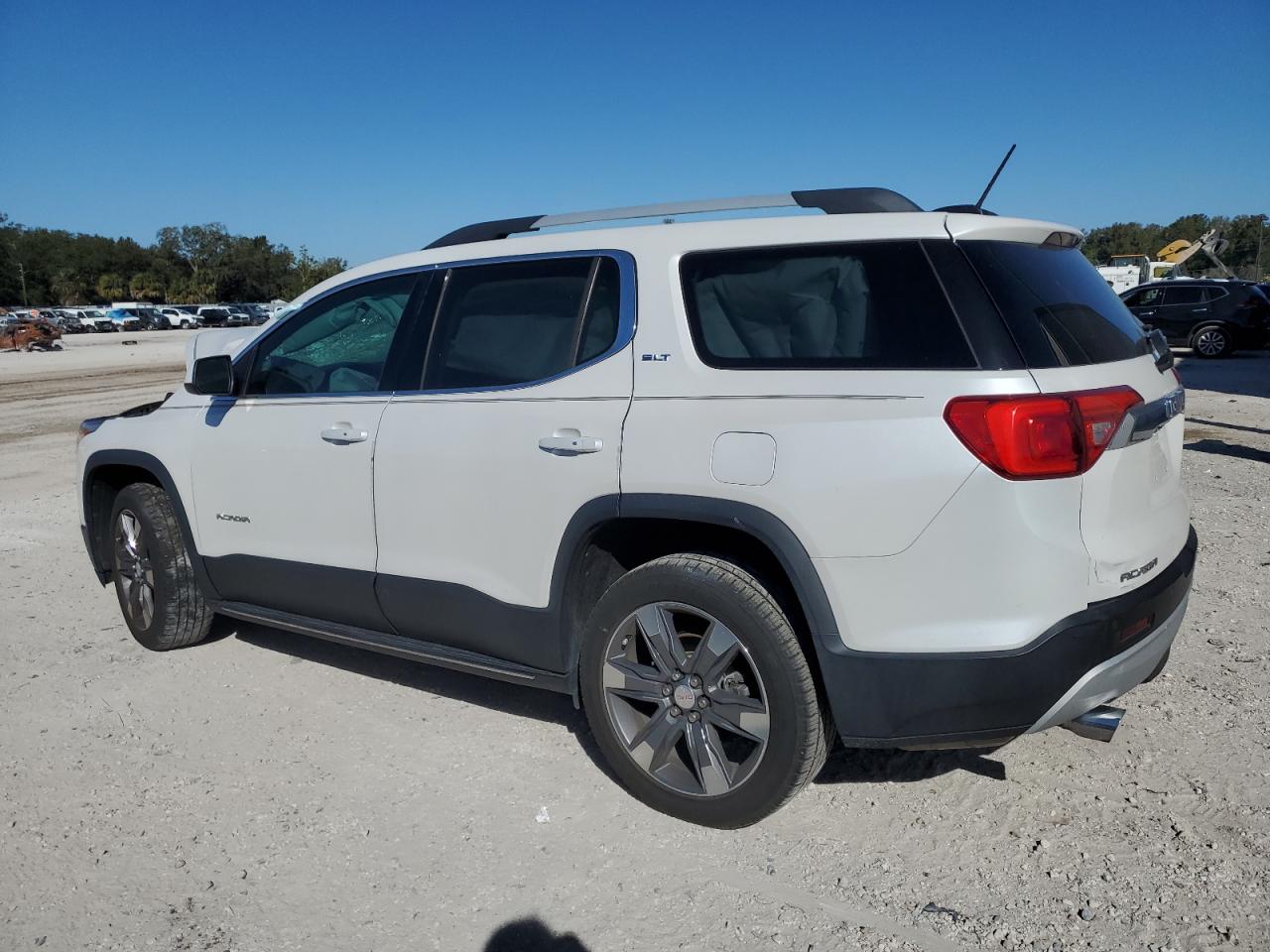2017 GMC Acadia VIN 1GKKNNLS0HZ238611 Copart auction photo, front end / side damage thumbnail 2