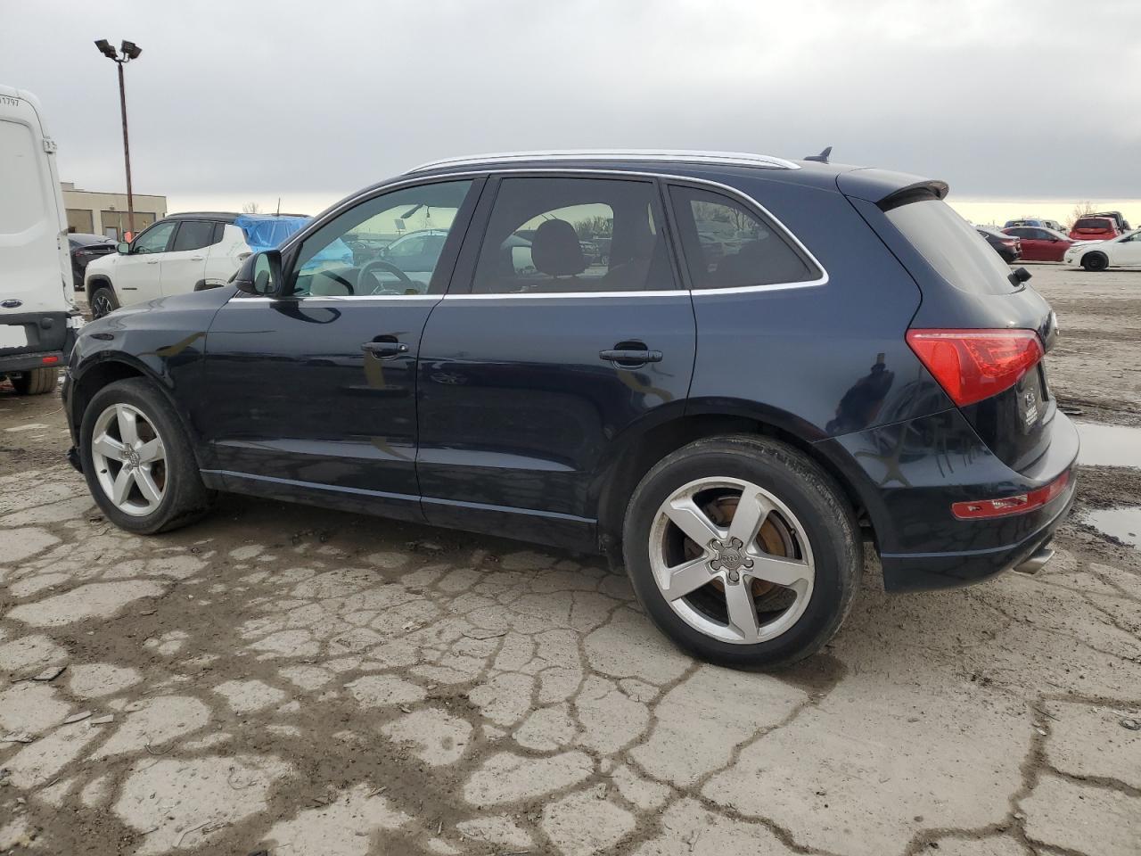 2010 Audi Q5 VIN WA1LKAFP6AA098913 Copart auction photo, front end / undercarriage damage thumbnail 2