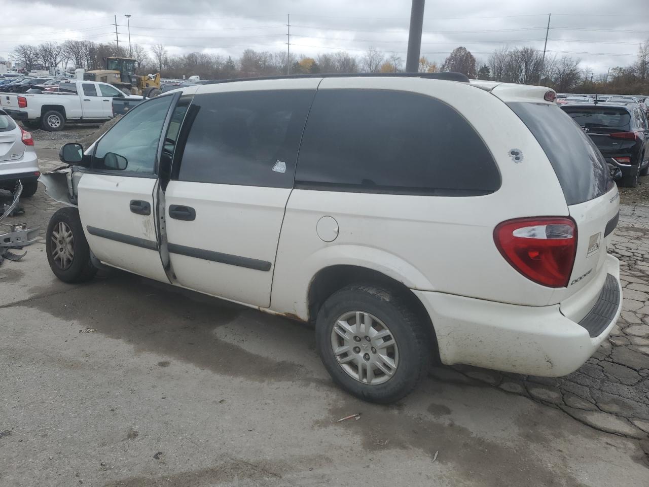 2005 Dodge Caravan VIN 1D4GP24R45B299022 Copart auction photo, front end / side damage thumbnail 2