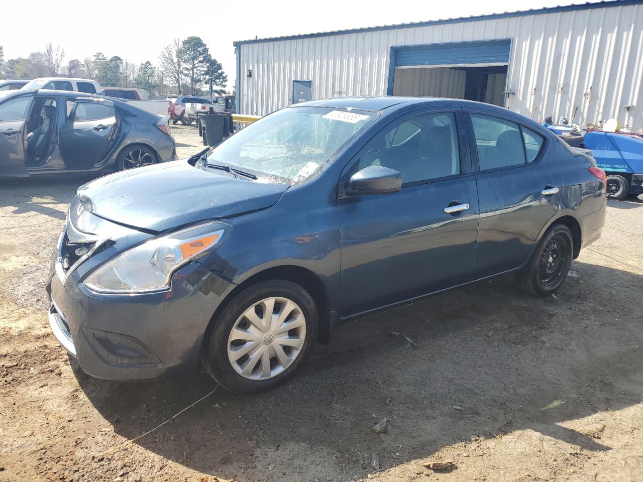 2016 Nissan Versa VIN 3N1CN7APXGL847725 - Copart auction photo