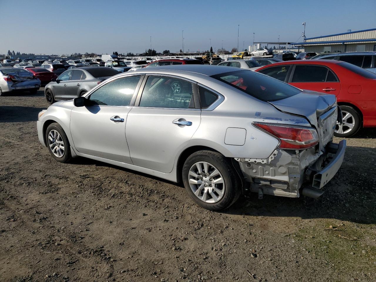 2015 Nissan Altima VIN 1N4AL3AP9FC289692 Copart auction photo, rear end damage thumbnail 2