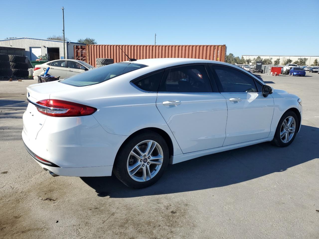 2018 Ford Fusion VIN 3FA6P0H72JR177194 Copart auction photo, front end / side damage thumbnail 3