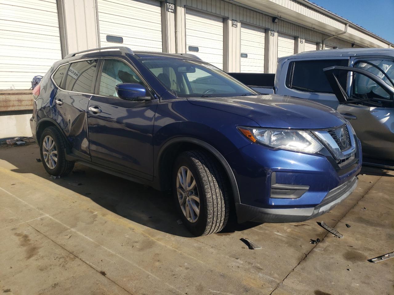 2017 Nissan Rogue VIN KNMAT2MV5HP584248 Copart auction photo, side / rear end damage thumbnail 4