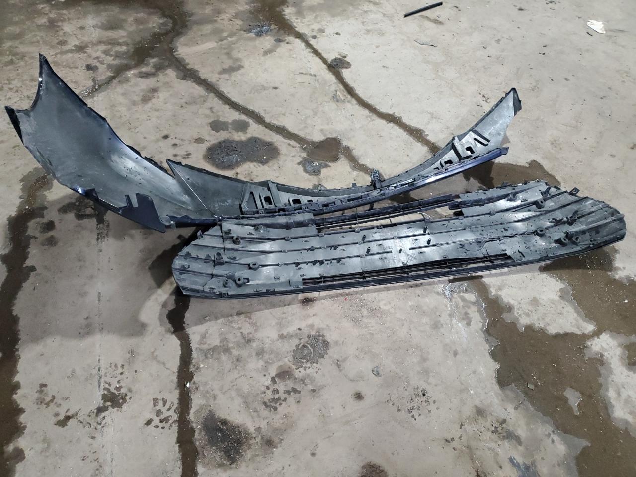 2022 Toyota Sienna VIN 5TDKRKEC3NS102393 Copart auction photo, front end / mechanical damage thumbnail 13