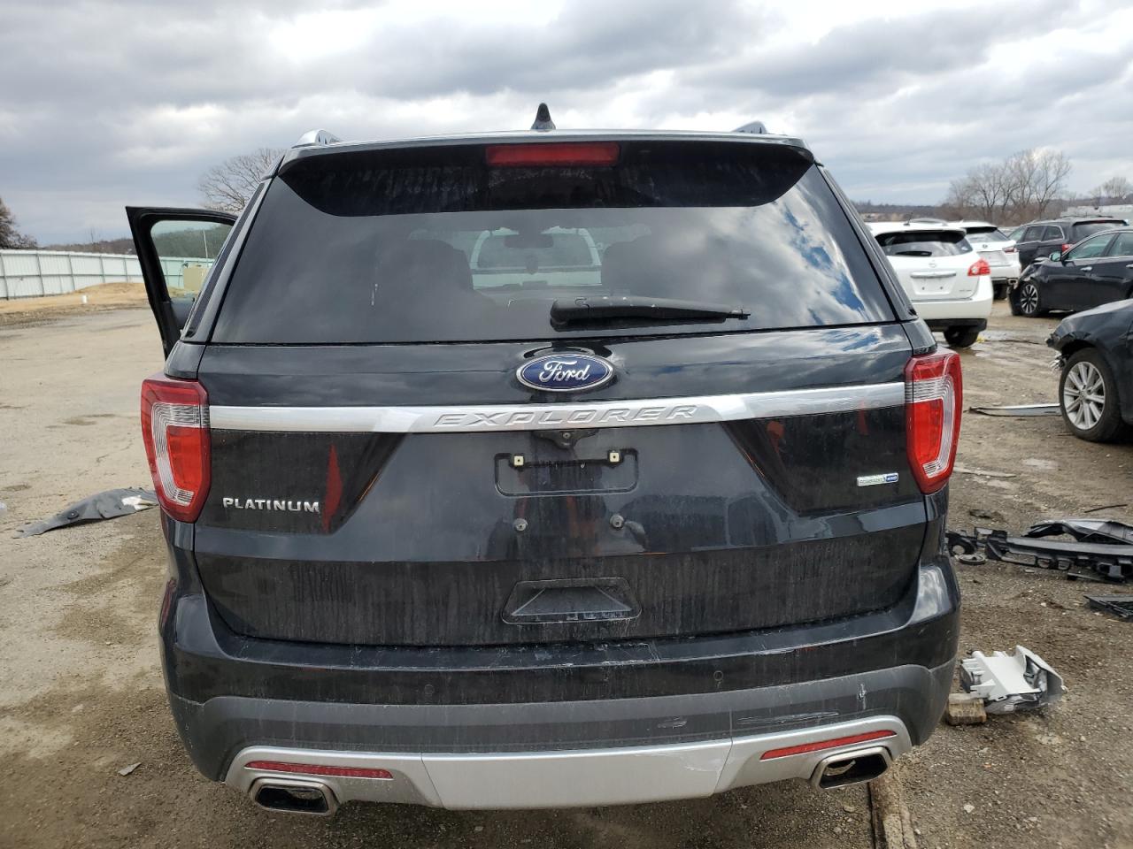 2017 Ford Explorer VIN 1FM5K8HT0HGD62874 Copart auction photo, front end damage thumbnail 6