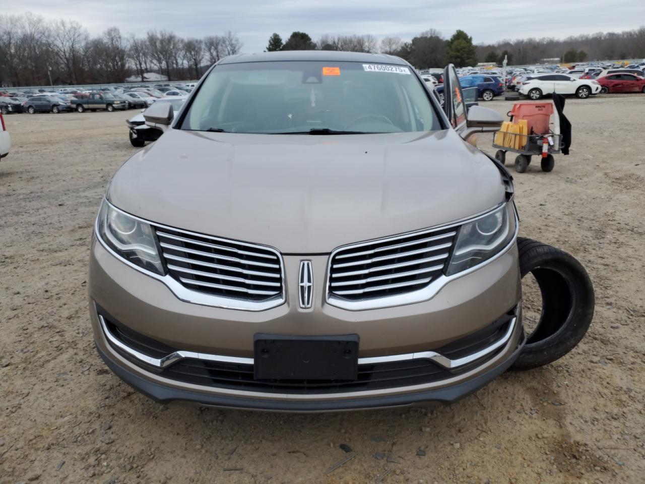 2018 Lincoln MKX VIN 2LMPJ8LR7JBL47748 Copart auction photo, front end / side damage thumbnail 5
