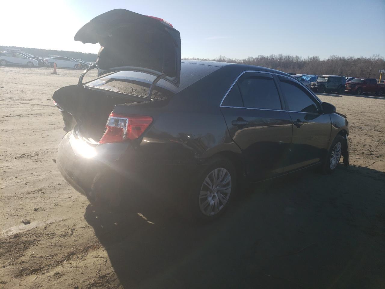 2014 Toyota Camry VIN 4T1BF1FK1EU867148 Copart auction photo, rear end / front end damage thumbnail 3