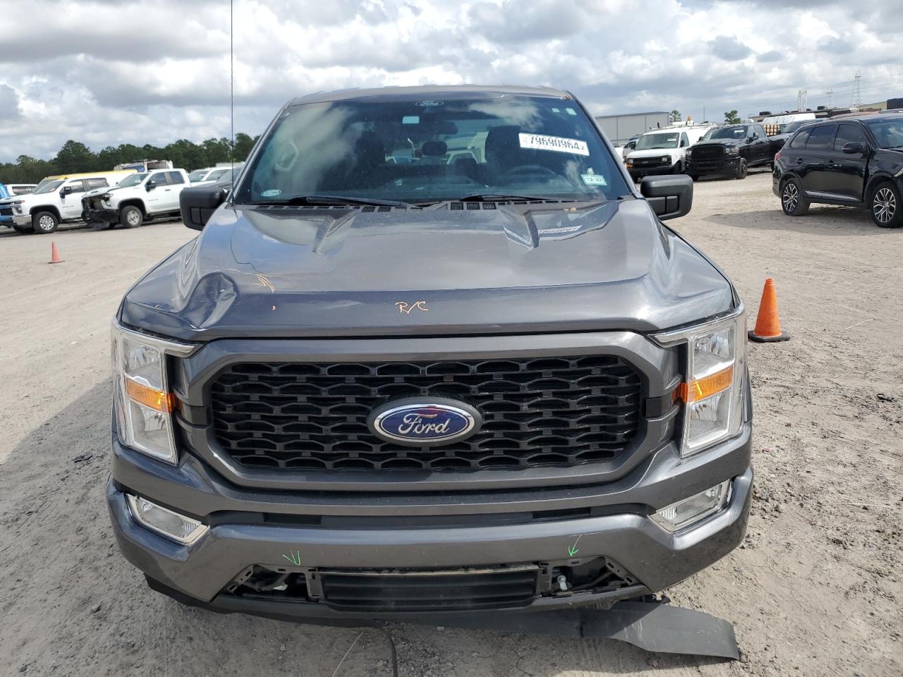 2025 Ford F-150 VIN 1FTEW1C56MKD04624 Copart auction photo, side damage thumbnail 5