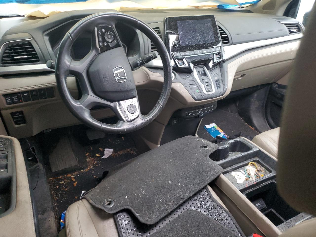 2018 Honda Odyssey VIN 5FNRL6H74JB041267 Copart auction photo, vandalism damage thumbnail 8