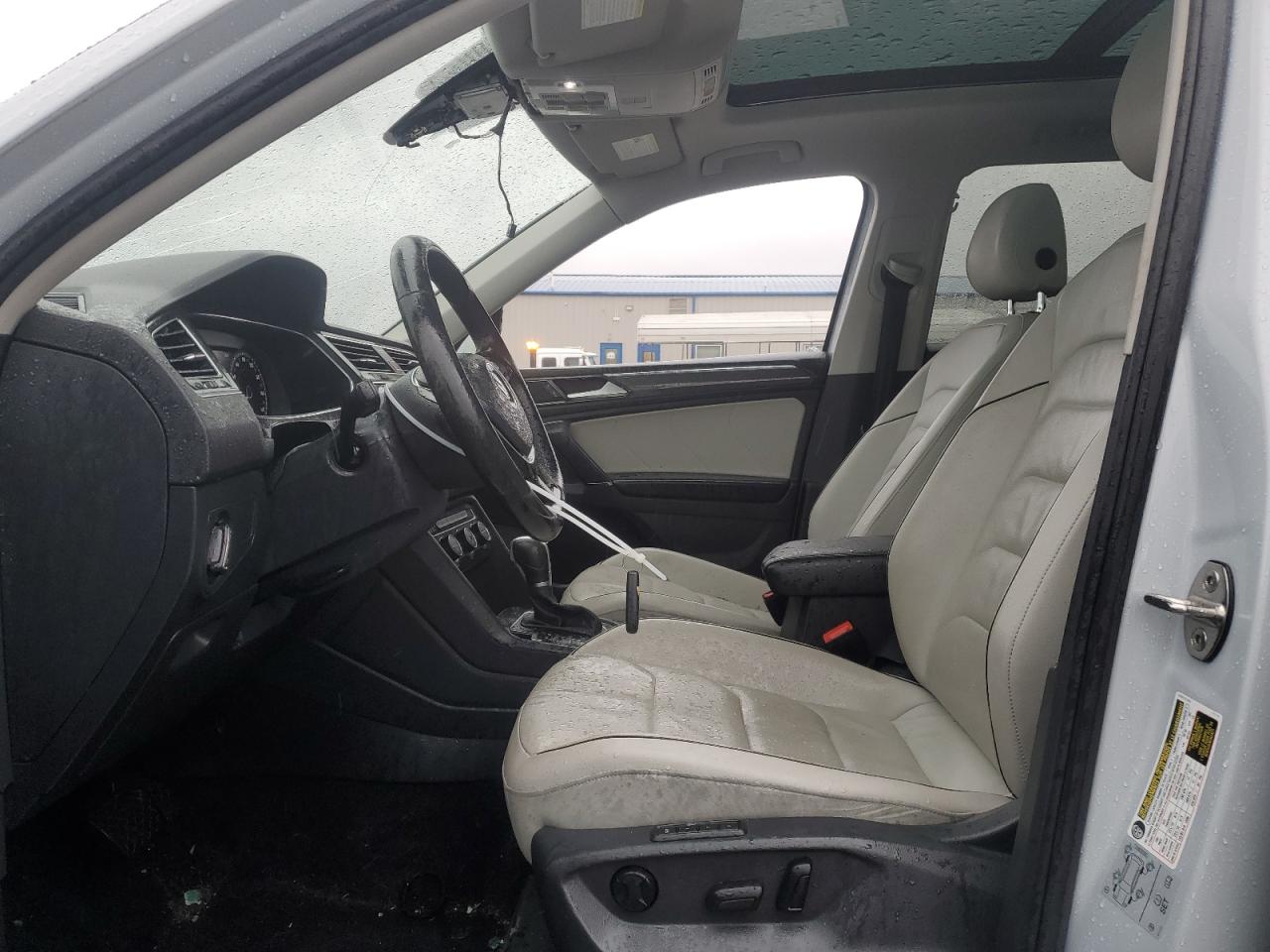 2018 Volkswagen Tiguan VIN 3VV4B7AX7JM003669 Copart auction photo, rear end / side damage thumbnail 7