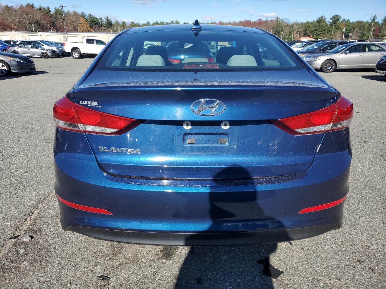 2018 Hyundai Elantra VIN 5NPD84LF4JH233207 Copart auction photo, front end / minor dent/scratches damage thumbnail 6