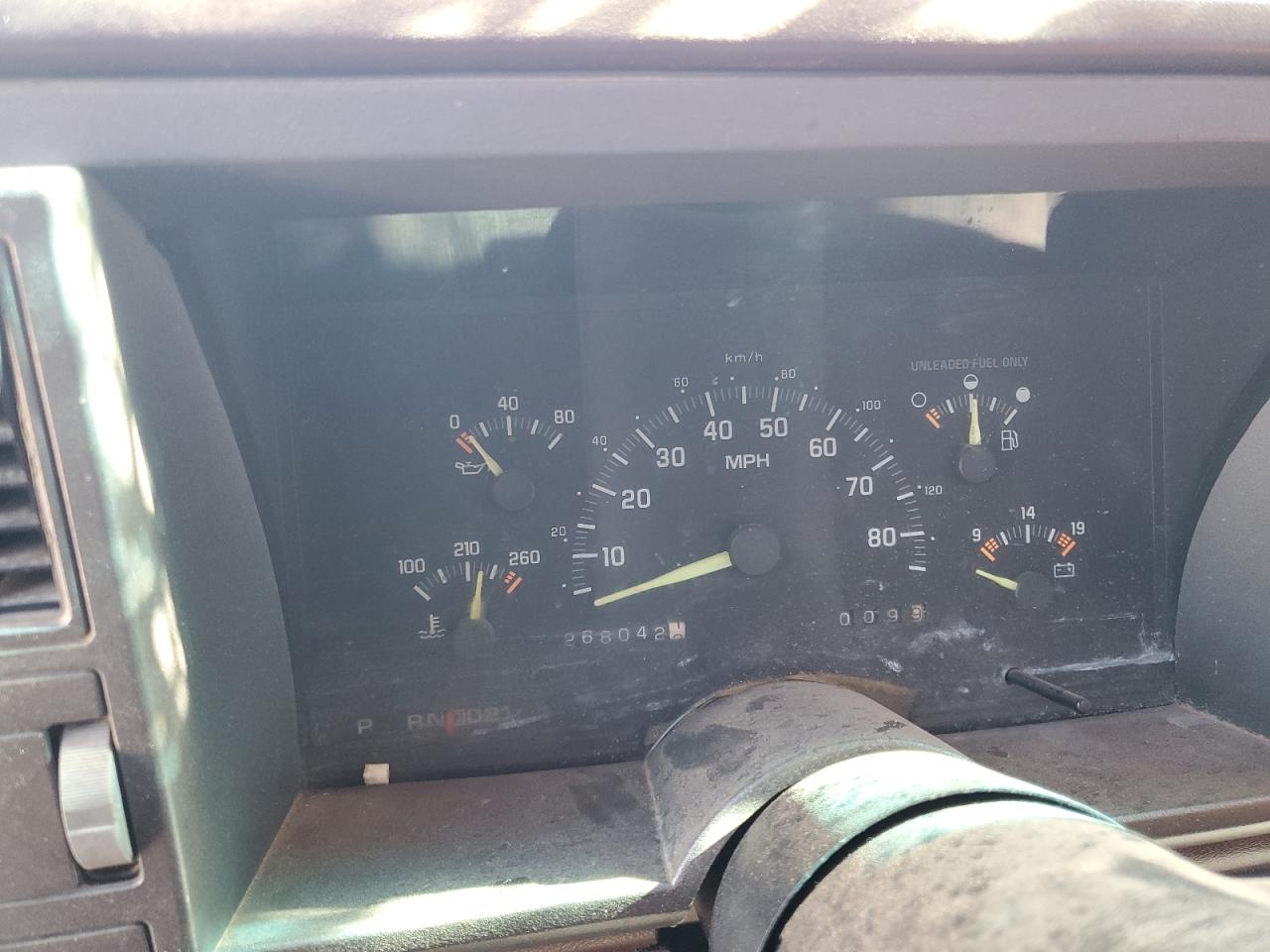 1993 Chevrolet GMT-400 VIN 1GCDC14Z9PZ247708 Copart auction photo, front end / side damage thumbnail 9