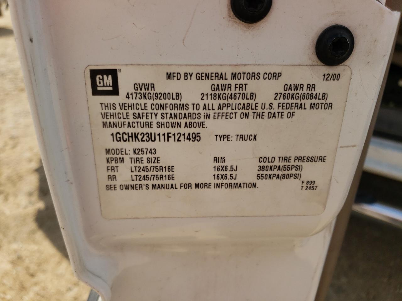2001 Chevrolet Silverado VIN 1GCHK23U11F121495 Copart auction photo, front end damage thumbnail 13