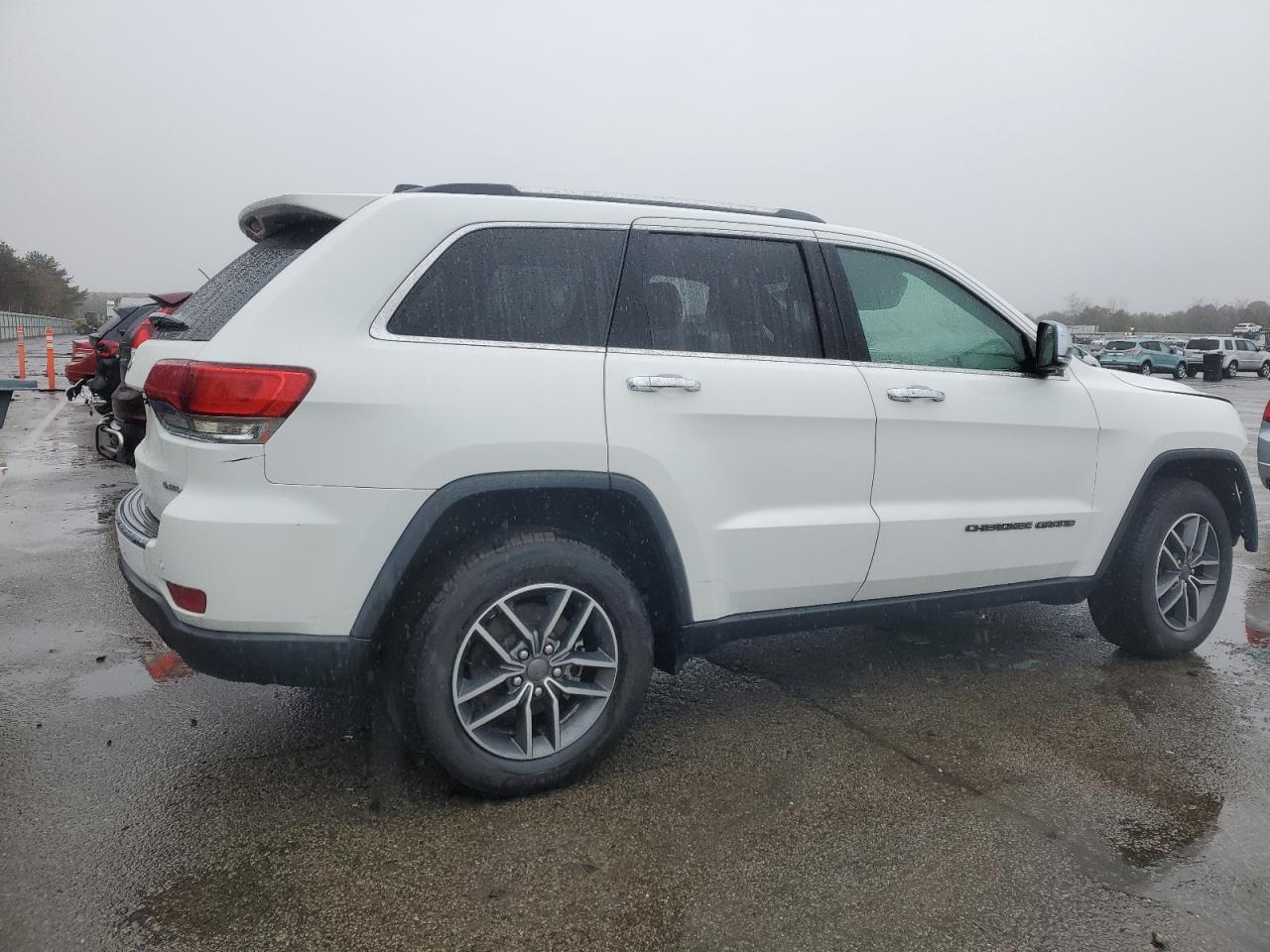 2019 Jeep Grand Cherokee VIN 1C4RJFBG5KC712233 Copart auction photo, front end / minor dent/scratches damage thumbnail 3