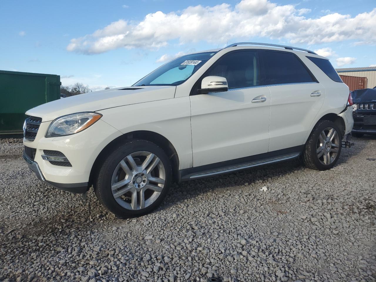 2013 Mercedes-Benz M-klasse VIN 4JGDA5HB4DA197140