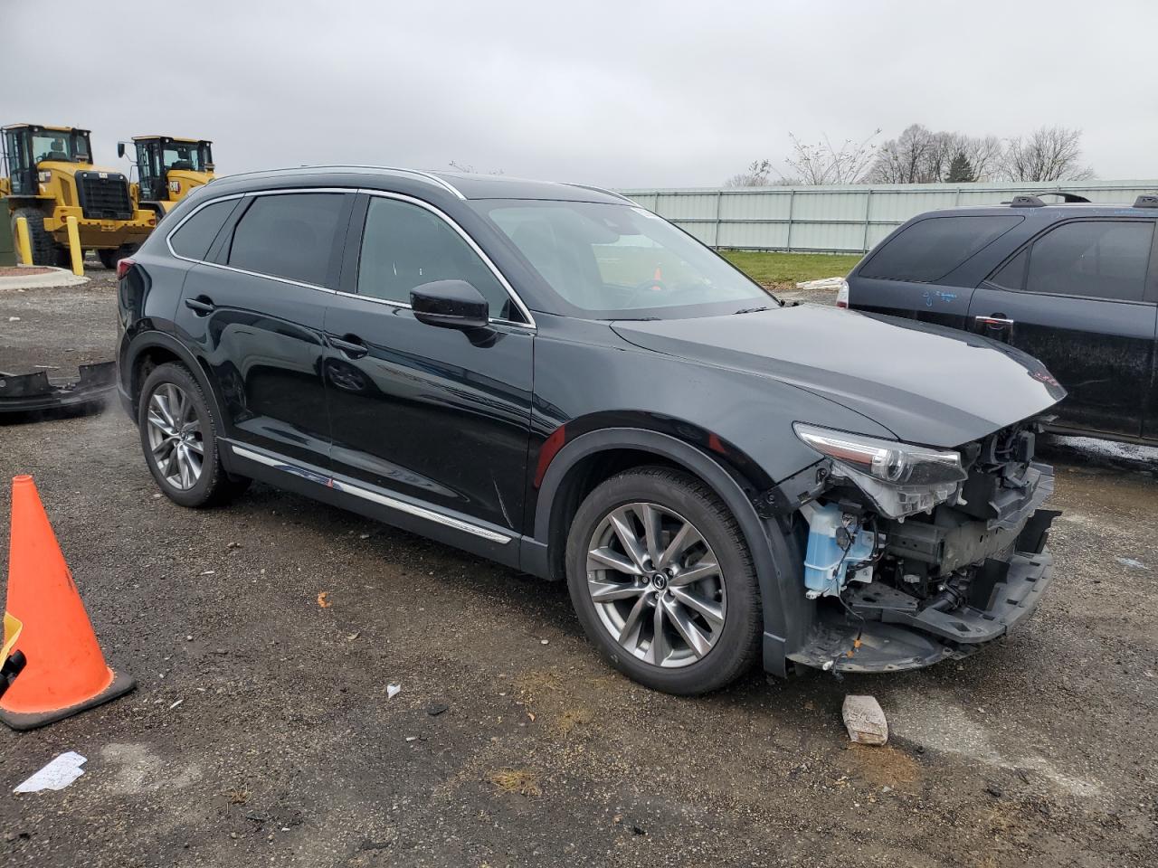 2018 Mazda CX-9 VIN JM3TCBDY6J0210661 Copart auction photo, front end / side damage thumbnail 4