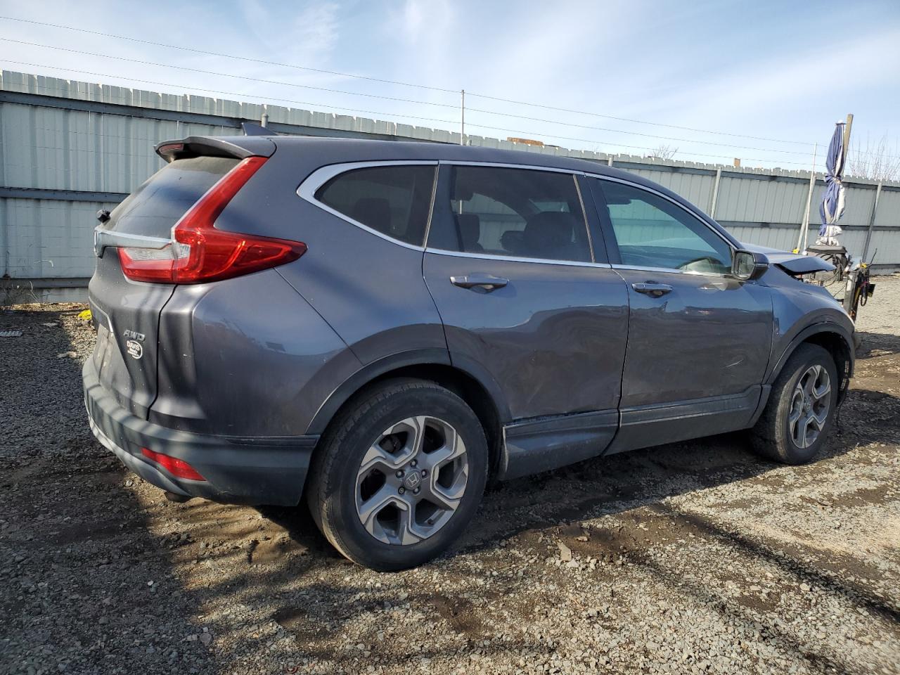 2018 Honda CR-V VIN 2HKRW2H89JH643432 Copart auction photo, front end / top/roof damage thumbnail 3