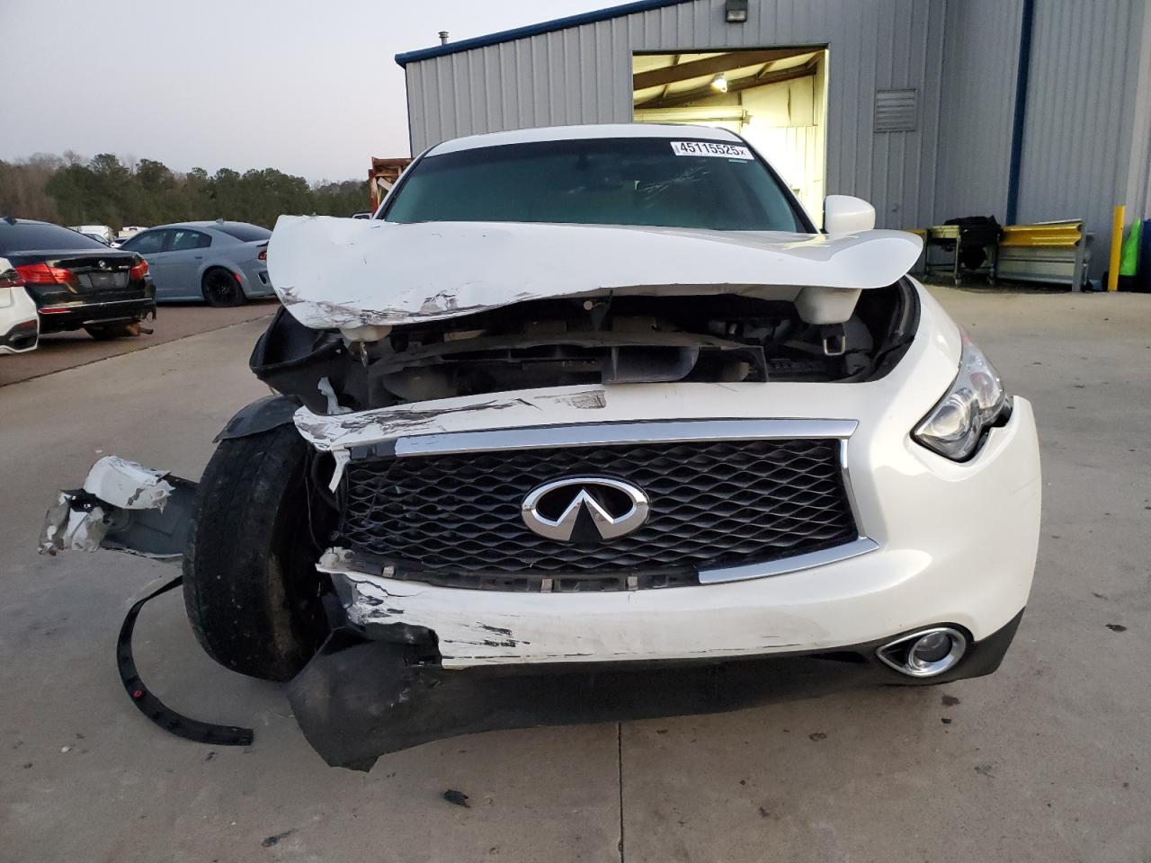 2017 Infiniti QX70 VIN JN8CS1MU8HM142230 Copart auction photo, front end damage thumbnail 5