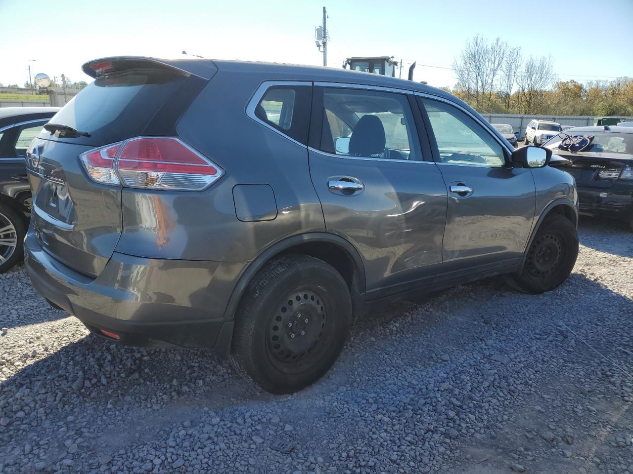 2015 Nissan Rogue VIN KNMAT2MV0FP568598 Copart auction photo, front end damage thumbnail 3