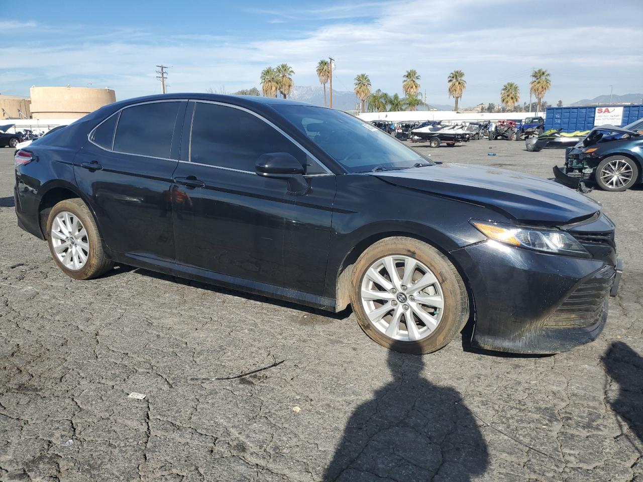 2019 Toyota Camry VIN 4T1B11HKXKU727333 Copart auction photo, front end damage thumbnail 4
