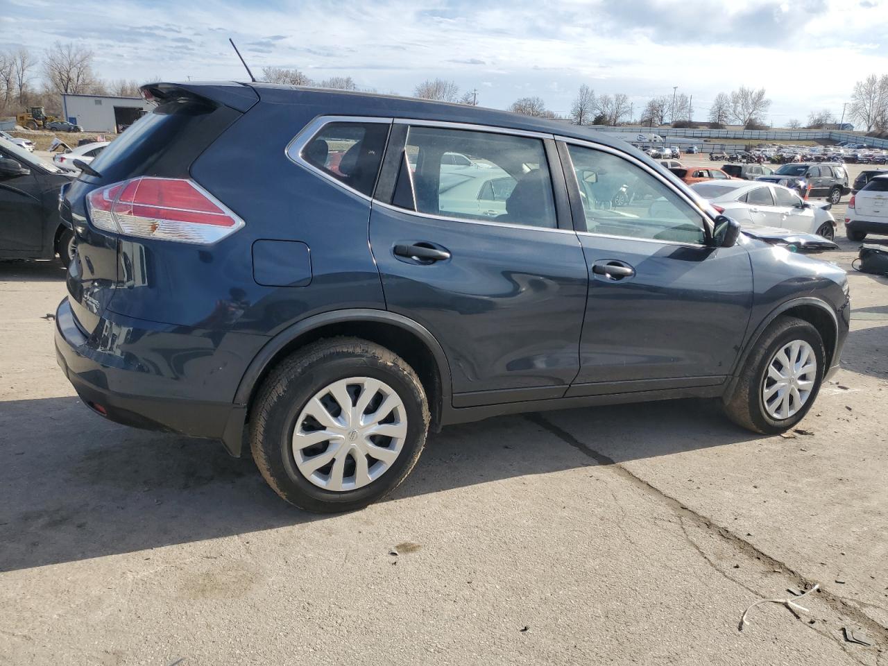 2016 Nissan Rogue VIN JN8AT2MT0GW014858 Copart auction photo, front end damage thumbnail 3