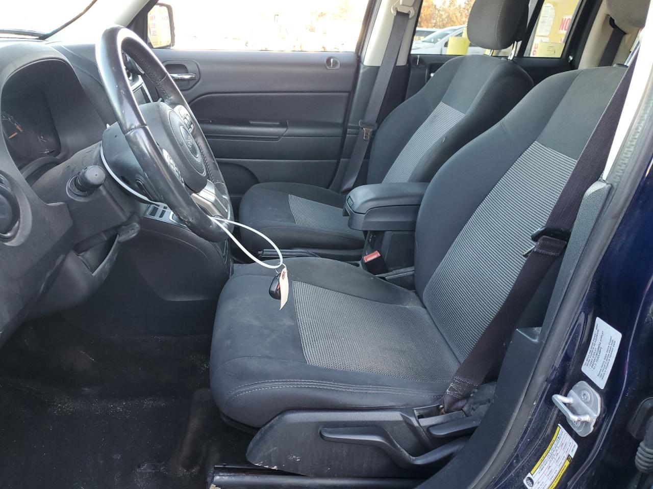 2016 Jeep Liberty (Patriot) VIN 1C4NJRFB2GD511048 Copart auction photo, front end / side damage thumbnail 7
