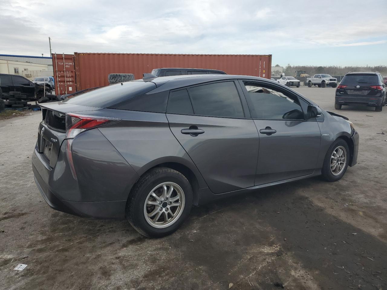 2017 Toyota Prius VIN JTDKBRFU4H3547073 Copart auction photo, front end / side damage thumbnail 3