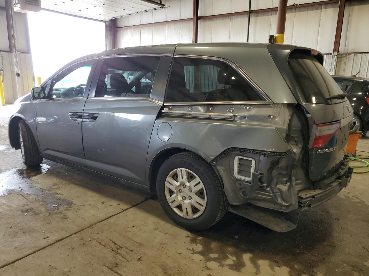 2012 Honda Odyssey VIN 5FNRL5H23CB107566 Copart auction photo, rear end damage thumbnail 2