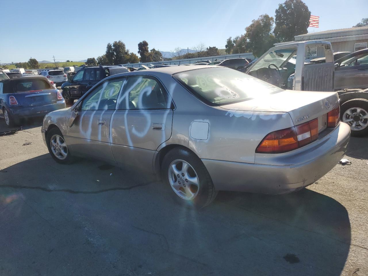 1999 Lexus ES VIN JT8BF28G5X5065023 Copart auction photo, vandalism damage thumbnail 2