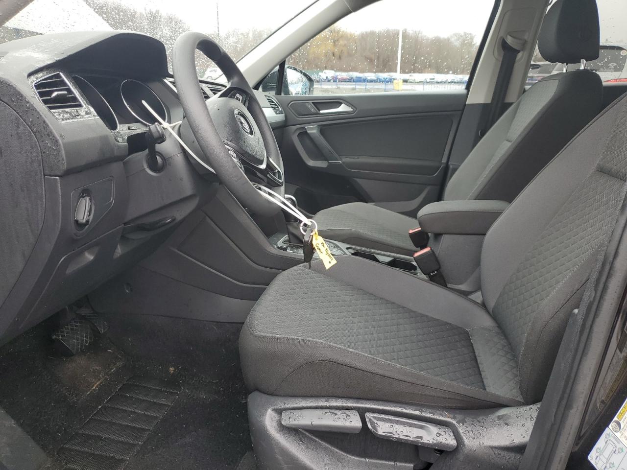 2020 Volkswagen Tiguan VIN 3VV0B7AX9LM044967 Copart auction photo, undercarriage / all over damage thumbnail 7