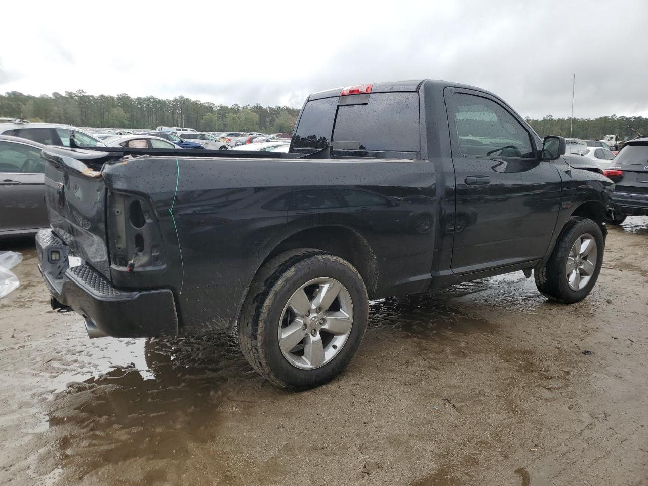 2015 RAM 1500 VIN 3C6JR6AT2FG517348 Copart auction photo, front end damage thumbnail 3