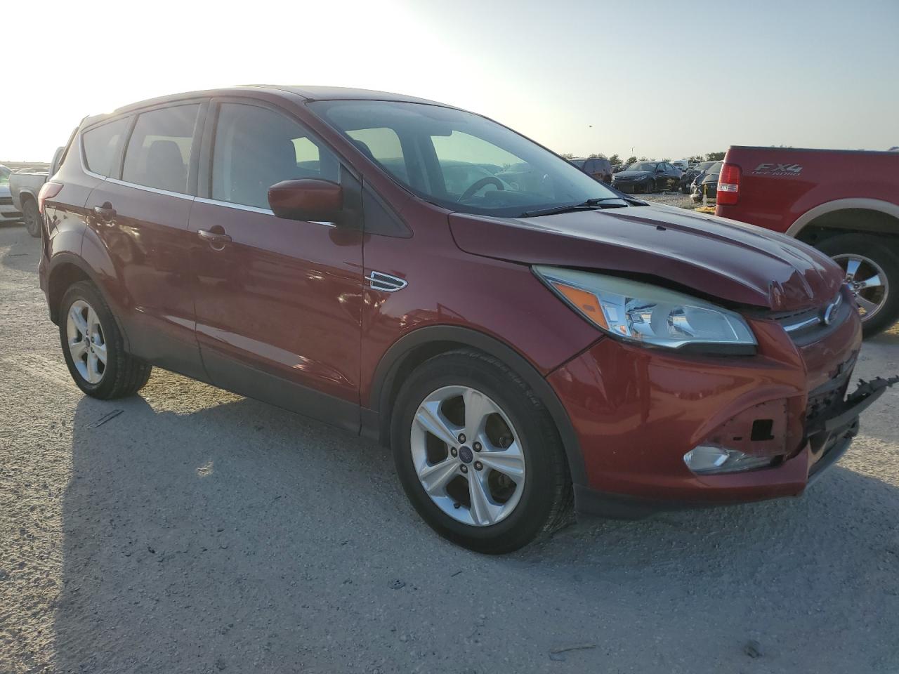 2016 Ford Escape VIN 1FMCU0G71GUB36706 Copart auction photo, rear end / front end damage thumbnail 4