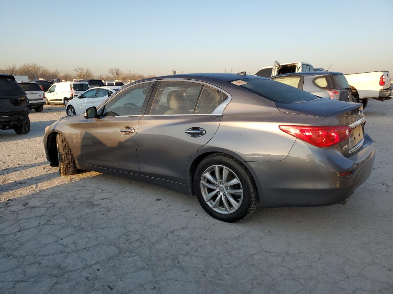 2014 Infiniti Q50 VIN JN1AV7AR7EM702346 Copart auction photo, normal wear damage thumbnail 2