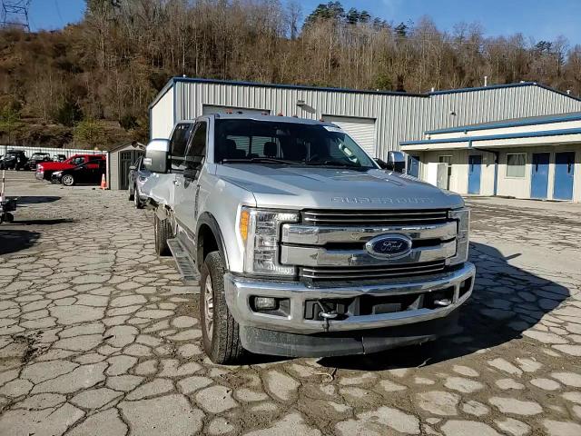 2017 Ford F250 VIN 1FT7W2BT0HED05402 Copart auction photo, side / rear end damage thumbnail 11