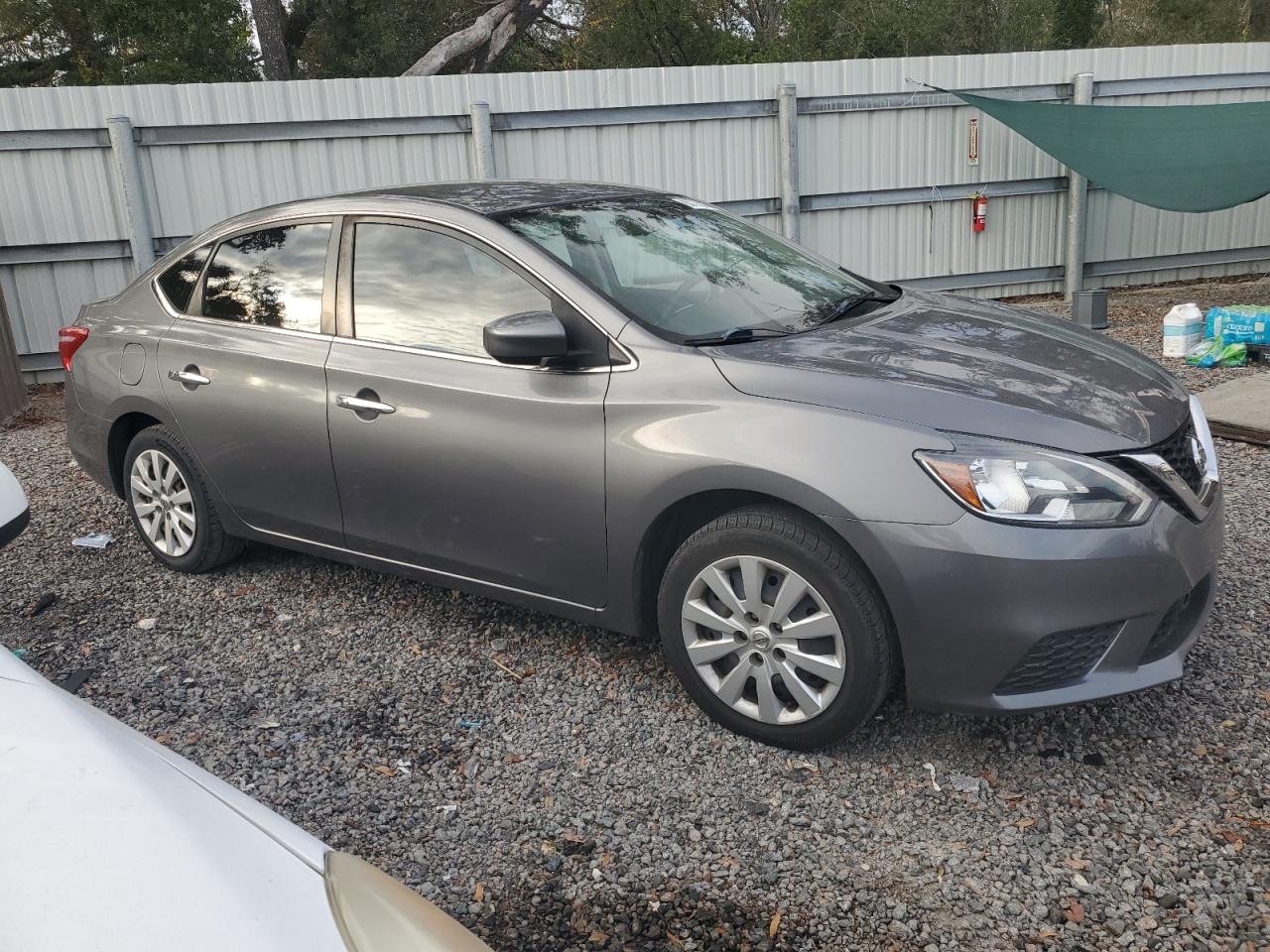 2017 Nissan Sentra VIN 3N1AB7AP1HL670757 Copart auction photo, front end damage thumbnail 4