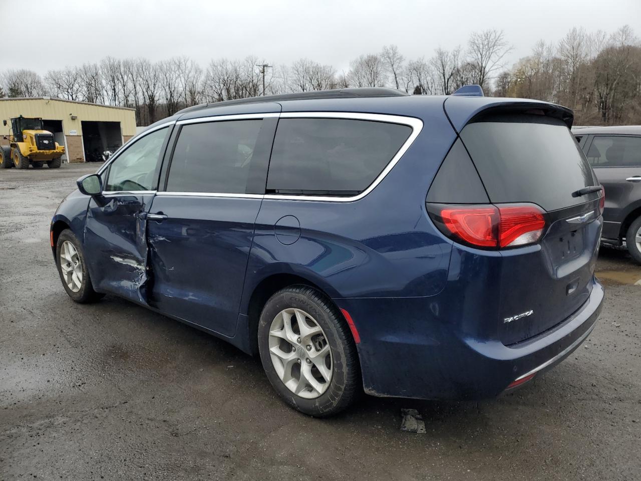 2018 Chrysler Pacifica VIN 2C4RC1FG1JR178192 Copart auction photo, side / minor dent/scratches damage thumbnail 2