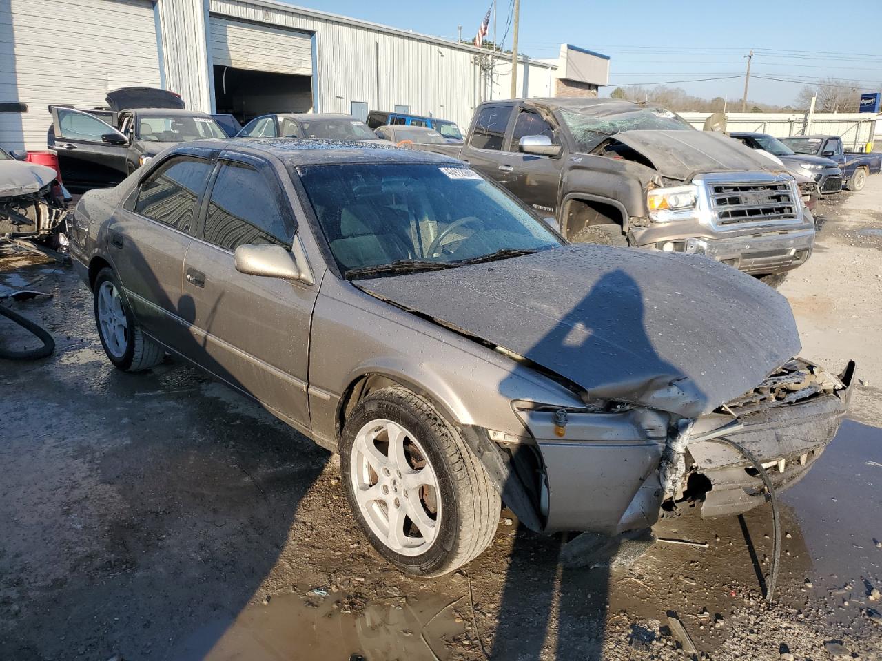 1999 Toyota Camry VIN 4T1BG22K7XU884144 Copart auction photo, front end damage thumbnail 4