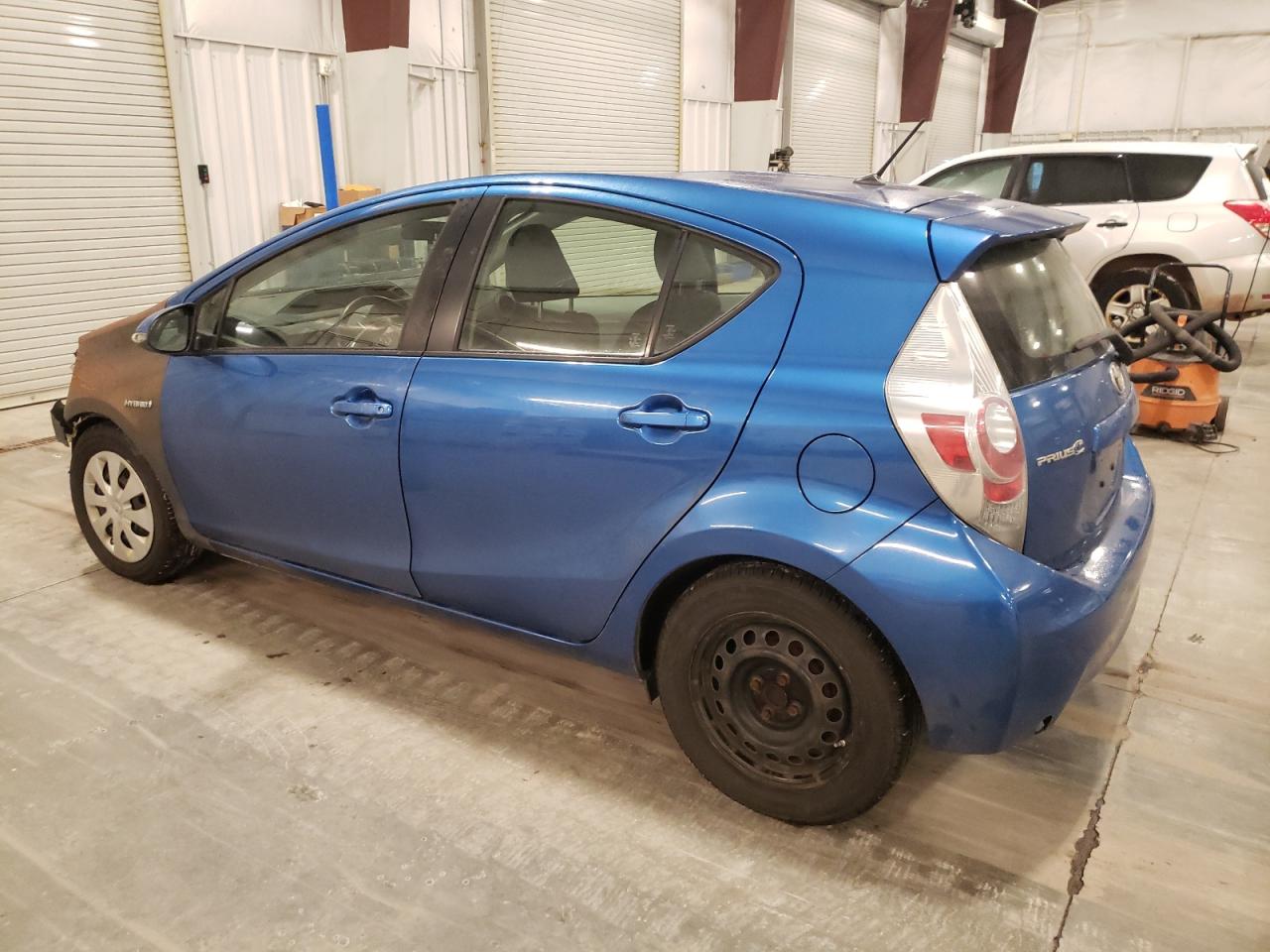 2013 Toyota Prius VIN JTDKDTB30D1544472 Copart auction photo, front end / undercarriage damage thumbnail 2