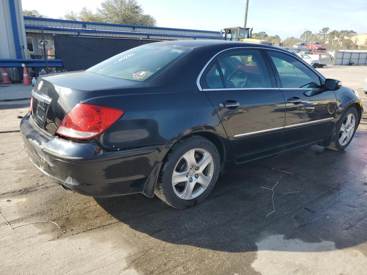 2008 Acura RL VIN JH4KB16628C000286 Copart auction photo, rear end / minor dent/scratches damage thumbnail 3