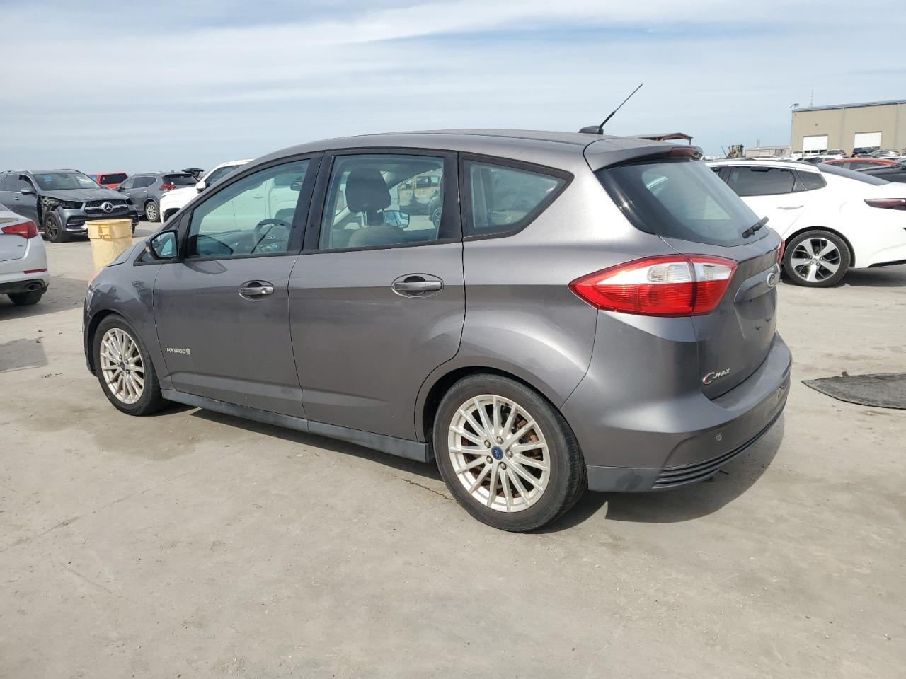 2014 Ford C-MAX VIN 1FADP5AUXEL506412 Copart auction photo, normal wear / hail damage thumbnail 2