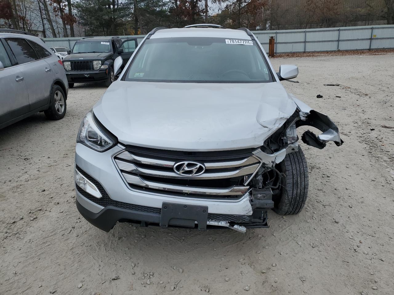 2016 Hyundai Santa Fe VIN 5XYZUDLB7GG337883 Copart auction photo, front end / undercarriage damage thumbnail 5