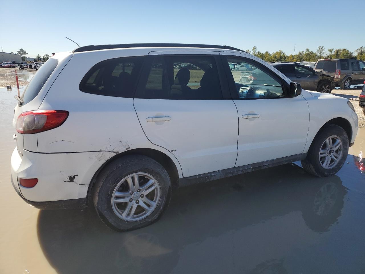 2010 Hyundai Santa Fe VIN 5NMSG3AB2AH347000 Copart auction photo, normal wear / minor dent/scratches damage thumbnail 3