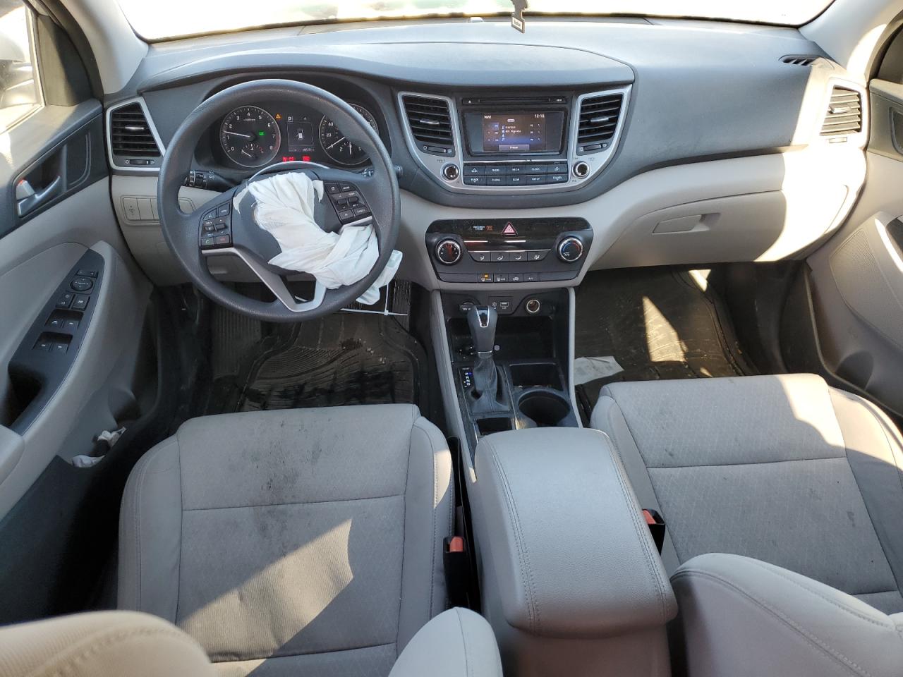 2017 Hyundai Tucson VIN KM8J3CA45HU413658 Copart auction photo, front end damage thumbnail 8